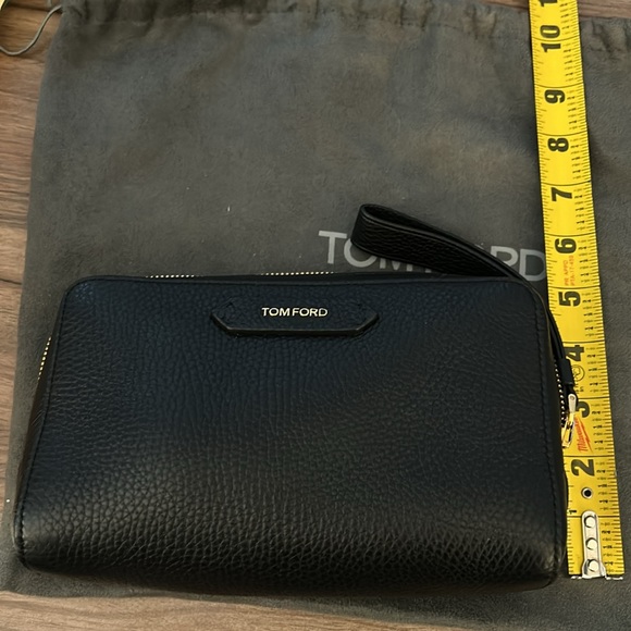 PRICE DROP!! TOM FORD wristlet medium bag - Picture 9 of 9